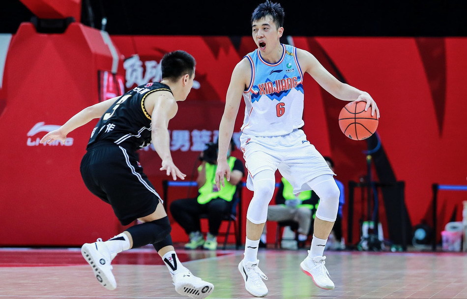 关于费德勒与40激战掘金分钟，大比分获胜胜负难料！，Rookie焦点对战全场沸腾不已的信息