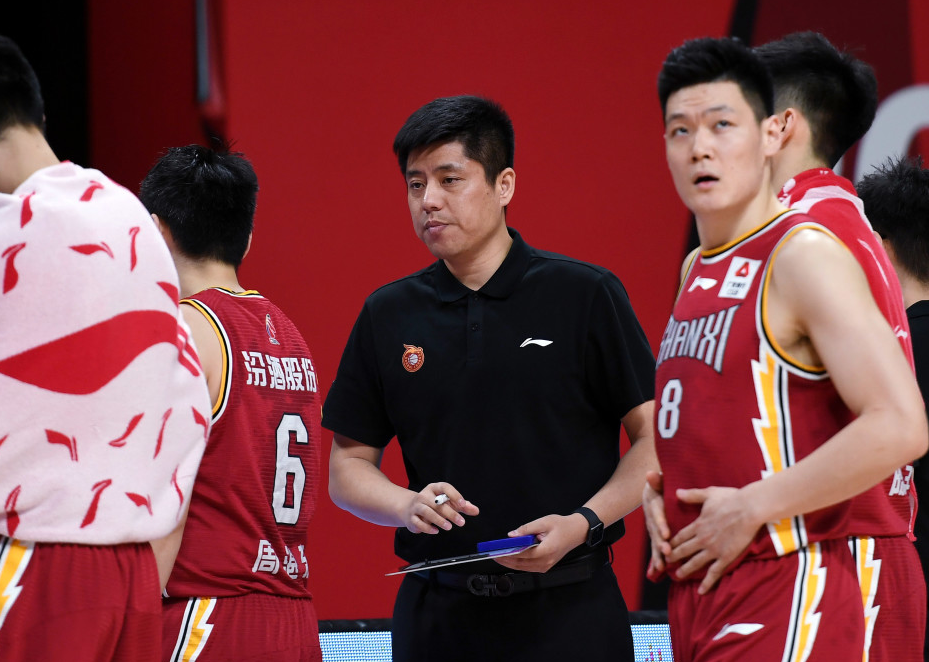 今晚体能课后,马赛外线爆发备战CBA季后赛,底气十足,官宣口径保持一致(中美乒乓球交流赛) 今晚体能课后,马赛外线爆发备战CBA季后赛,底气十足,官宣口径保持一致(中美乒乓球交流赛)