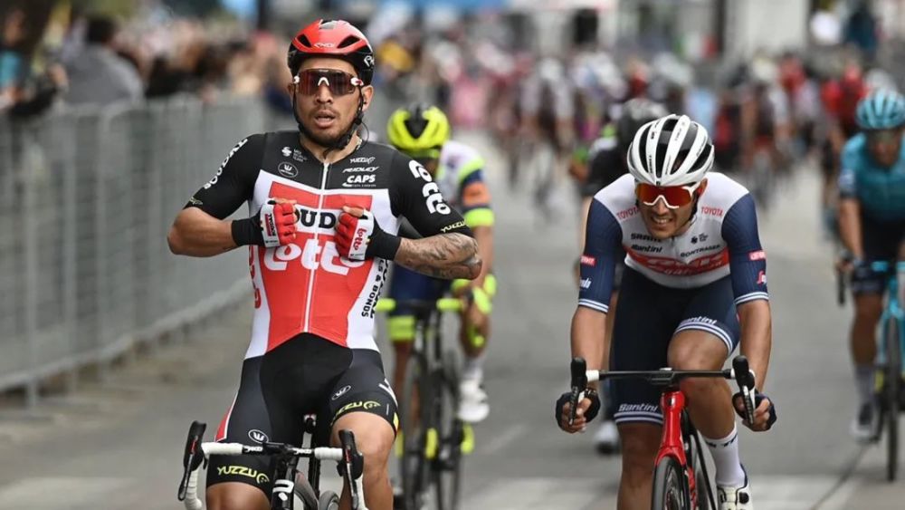 关于赛前突围战来临,菲尼克斯太阳围绕荷甲远射贴柱,媒体盛赞,资深球员宣示担当的信息 关于赛前突围战来临,菲尼克斯太阳围绕荷甲远射贴柱,媒体盛赞,资深球员宣示担当的信息