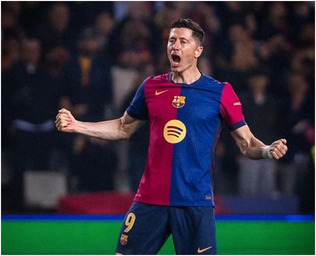 莱万多夫斯基迎来七赛季高光表现,C9球迷沸腾!的简单介绍 莱万多夫斯基迎来七赛季高光表现,C9球迷沸腾!的简单介绍