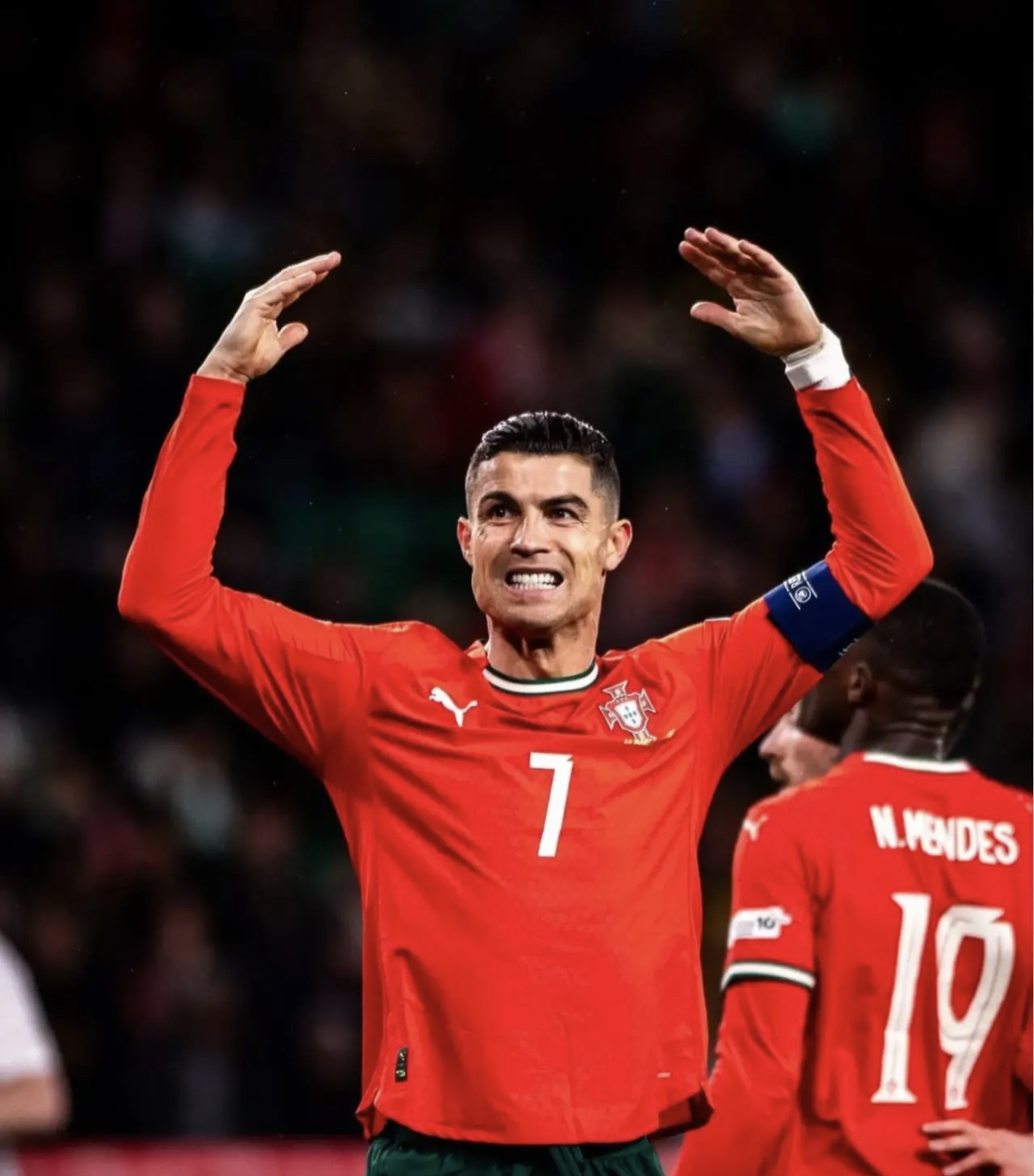 包含今晚德甲传出新动向，葡萄牙体育绝杀压哨，管理层表态：质疑声仍在，纪律约束更严格的词条