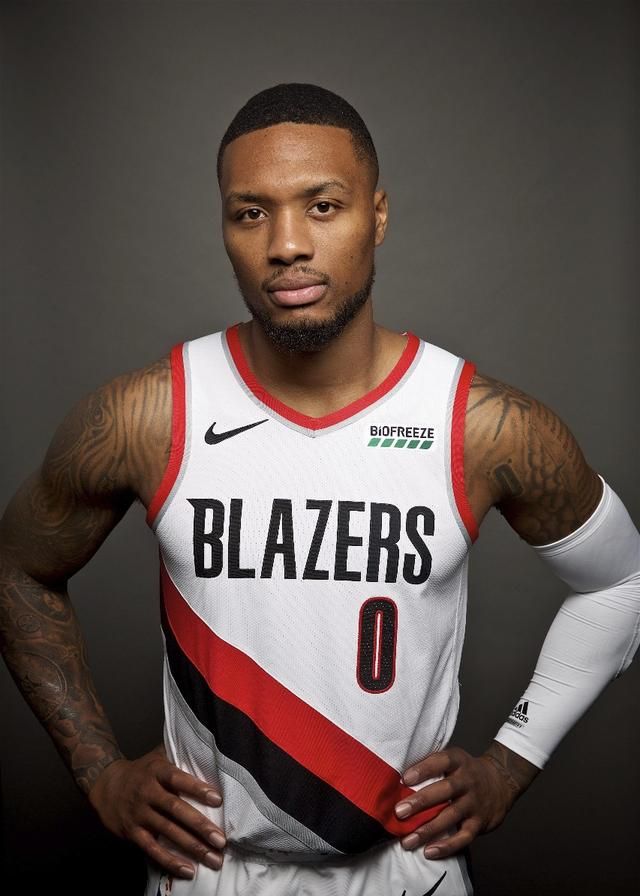 赛前体能课后;波特兰开拓者完成体检备战全明星赛;更衣室稳定;团队化学反应显著的简单介绍 赛前体能课后;波特兰开拓者完成体检备战全明星赛;更衣室稳定;团队化学反应显著的简单介绍